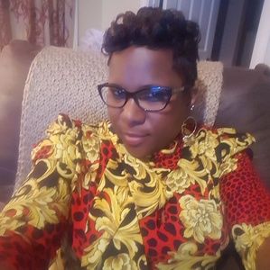 Meet your Posher, Tracy